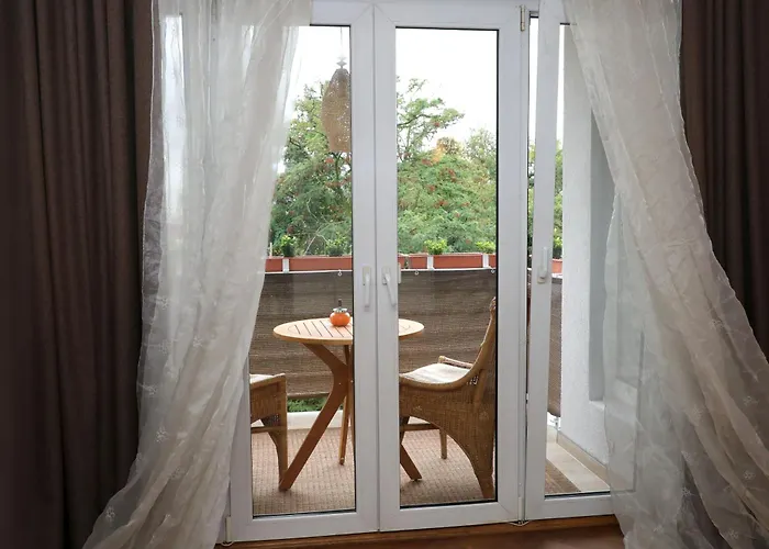 Moebelierte 3-zm-wohnung Mit Luxurioeser Innenausstattung In Zentrum Apartament *