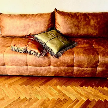 Moebelierte 3-zm-wohnung Mit Luxurioeser Innenausstattung In Zentrum Lejlighed Düsseldorf